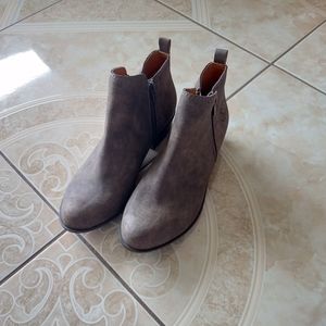 Brown boots